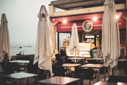 Foto Ristorante a Viareggio Darsena - Ex Campo di Aviazione di 600 m²