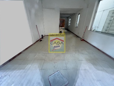 Foto Ufficio a Pontedera Centro di 55 m² con 2 locali in affitto
