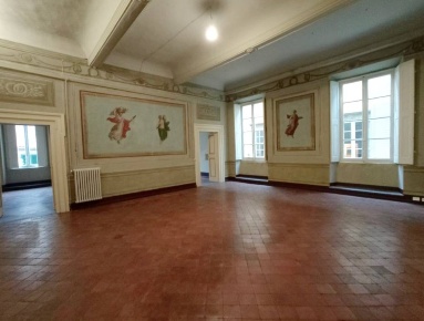 Foto Ufficio a Lucca Piazza Napoleone - San Michele di 300 m² con 6 locali