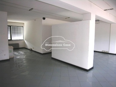 Foto Ufficio a Lucca Massa Pisana - Vicopelago di 17 m² con 1 locali