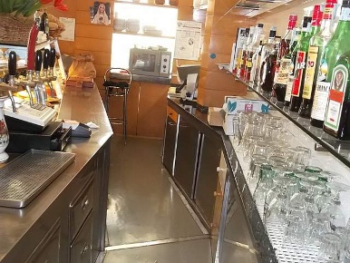 Foto Bar a Viareggio Bicchio - Varignano di 210 m² con 2 locali in vendita