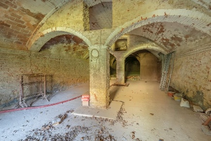 Foto Magazzino a Fauglia Centro di 230 m² con 2 locali in vendita