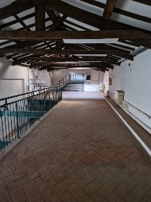 Foto Ufficio a Pisa Sant'Antonio di 200 m² con 10 locali in affitto