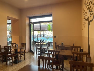 Foto Bar a Torino Vanchiglia di 100 m² con 6 locali in vendita