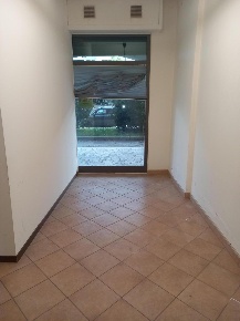 Foto Locale commerciale a Pisa Porta a Lucca di 35 m² con 2 locali