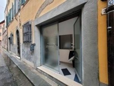 Foto Ufficio a Pisa San Francesco di 60 m² con 2 locali in affitto
