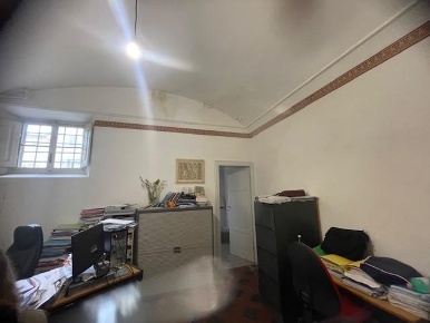 Foto Ufficio a Pisa San Francesco di 61 m² con 2 locali in vendita