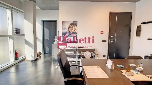 Foto Ufficio a Pisa La Vettola di 40 m² con 1 locali in vendita