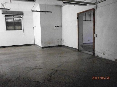 Foto Locale commerciale a Cascina Semicentro di 160 m² con 1 locali