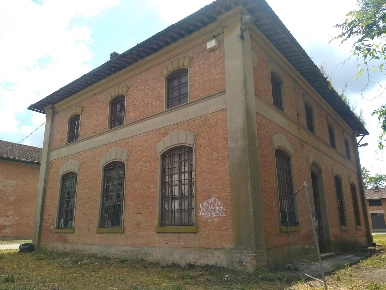 Foto Magazzino a Castelfiorentino Cambiano di 320 m² con 8 locali