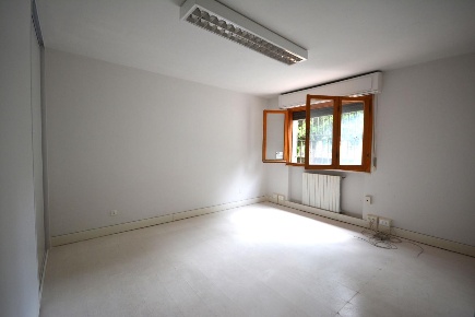 Foto Ufficio a Capannori Lammari - Lunata di 55 m² con 3 locali in vendita