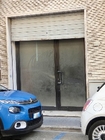 Foto Ufficio a Pontedera Centro di 52 m² con 1 locali in vendita