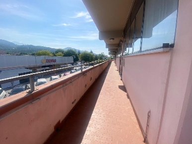 Foto Ufficio a Castelnuovo Magra Colombiera Molicciara di 70 m² in vendita