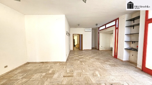 Foto Ufficio a Santa Croce sull'Arno Centro di 100 m² con 2 locali