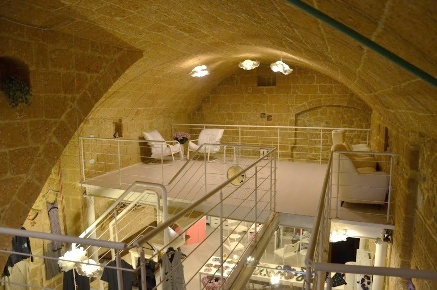 Foto Negozio a Orvieto Centro di 110 m² con 2 locali in vendita
