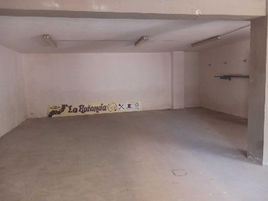 Foto Laboratorio a Bientina Centro di 100 m² con 1 locali in affitto
