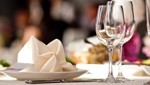 Foto Ristorante a Santa Croce sull'Arno Centro di 1000 m² con 20 locali