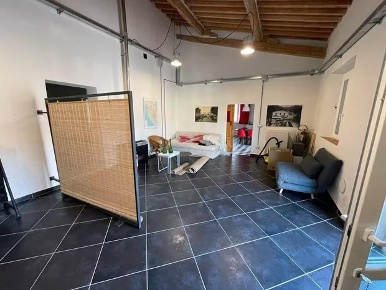 Foto Laboratorio a Calci Centro di 80 m² con 3 locali in affitto