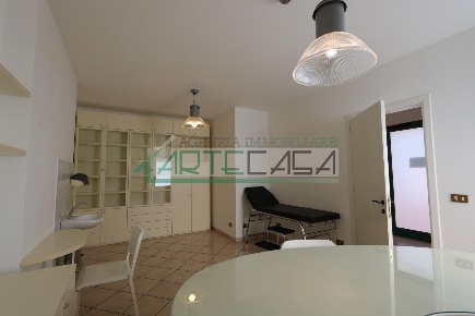 Foto Ufficio a Buti Cascine La Croce di 40 m² con 2 locali in affitto