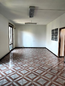 Foto Ufficio a Santa Croce sull'Arno Centro di 86 m² con 2 locali