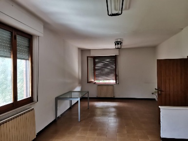 Foto Ufficio a Colle di Val d'Elsa Abbadia, Campolungo di 100 m² in affitto