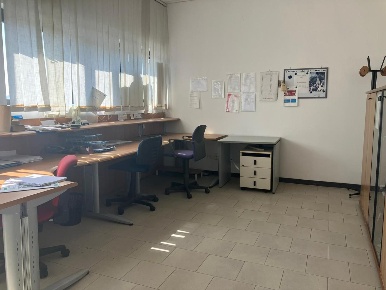 Foto Ufficio a Sarzana Crociata di 60 m² con 2 locali in vendita