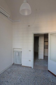 Foto Ufficio a Pisa San Francesco di 70 m² con 4 locali in affitto