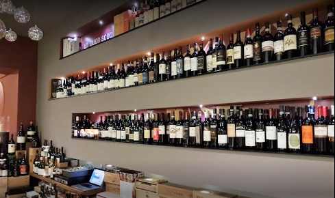 Foto Ristorante a Massa Centro di 85 m² con 2 locali in vendita