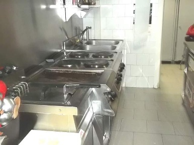 Foto Bar a Viareggio Centro di 140 m² con 2 locali in vendita