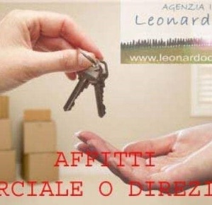 Foto Ufficio a Empoli Stazione - Agenzia delle Entrate di 550 m² in affitto