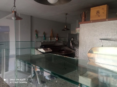 Foto Negozio a Montignoso Debbia, Cervaiolo di 52 m² con 2 locali