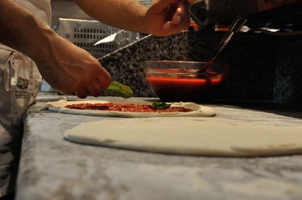 Foto Ristorante a Cecina Cecina Centro di 80 m² con 3 locali in vendita