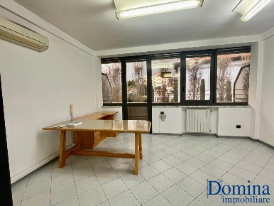 Foto Ufficio a Massa Centro di 60 m² con 2 locali in vendita