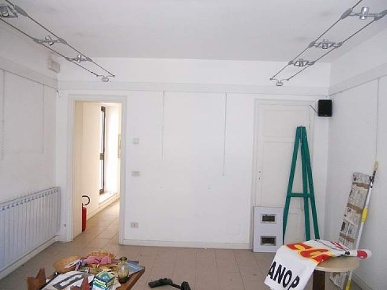 Foto Locale commerciale a Camaiore Capezzano Pianore di 58 m² con 2 locali