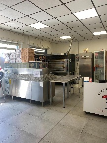 Foto Attività commerciale a Venaria Reale di 70 m² con 2 locali in vendita