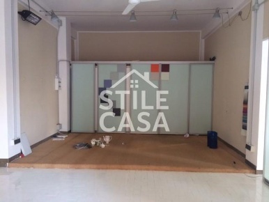 Foto Locale commerciale a Altopascio Altopascio Centro di 80 m² in affitto