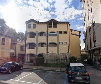 Foto Negozio a Lissone Centro Storico di 132 m² con 1 locali in vendita