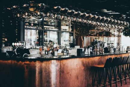 Foto Bar a Lucca Piazza Napoleone - San Michele di 100 m² con 3 locali