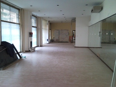 Foto Negozio a Grosseto Cottolengo di 400 m² con 2 locali in vendita