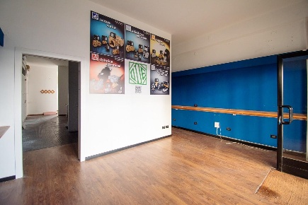 Foto Locale commerciale a Lecce Ariosto di 80 m² con 2 locali in affitto