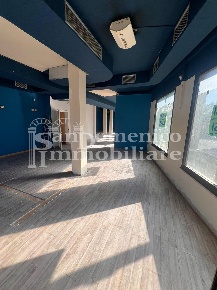 Foto Locale commerciale a Vicopisano Centro di 110 m² con 1 locali