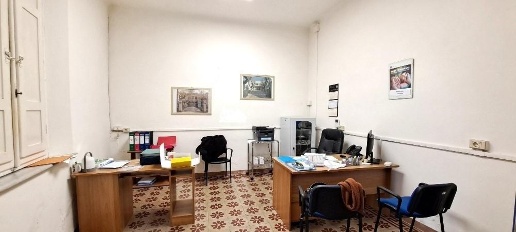Foto Ufficio a Cascina Navacchio Nord - Zambra di 100 m² con 4 locali