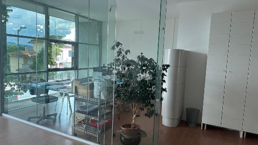 Foto Ufficio a Capraia e Limite Limite di 75 m² con 2 locali in affitto