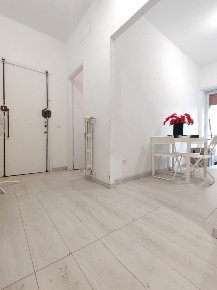 Foto Appartamento in Via Calpurnio Pisone 83, Roma Cinecittà di 78 m²