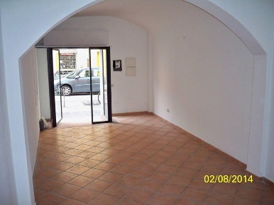 Foto Locale commerciale a Pisa Landi di 50 m² con 2 locali in affitto