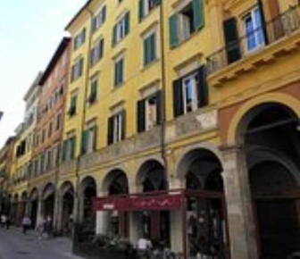 Foto Bar a Pisa San Francesco di 100 m² con 2 locali in vendita
