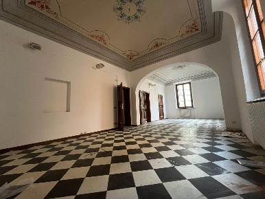 Foto Ufficio a Pontedera Centro di 100 m² con 4 locali in affitto