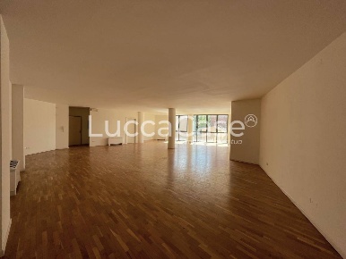 Foto Ufficio a Lucca Arancio di 131 m² con 1 locali in affitto