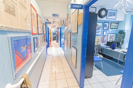 Foto Ufficio a San Giuliano Terme Ghezzano di 260 m² con 20 locali