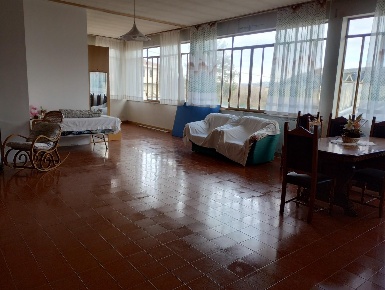 Foto Locale commerciale a Terricciola Centro di 290 m² con 4 locali